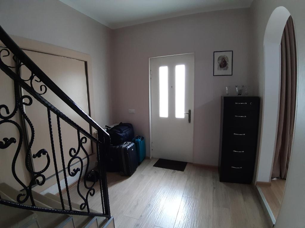 gogoli family hotel room 1